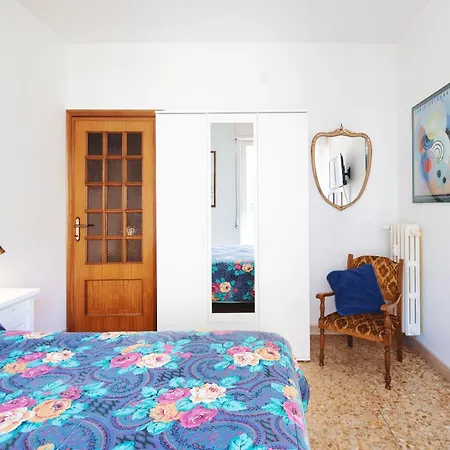 La Casa Di Minnie Con Box Privato Апартаменты *