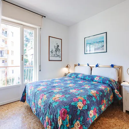 La Casa Di Minnie Con Box Privato E Wifi Апартаменты Санремо
